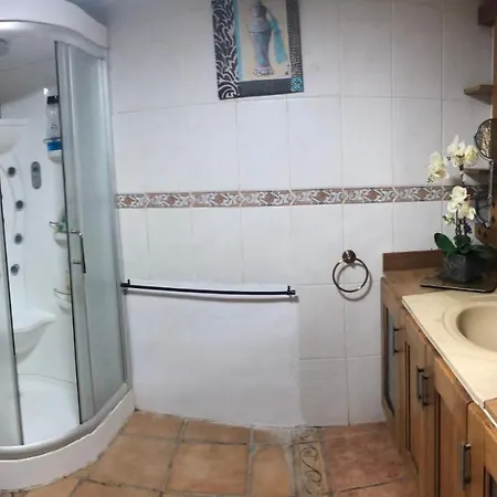 Villa Ensueno, Lugar Natural , Entorno Familiar * Адехе