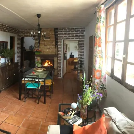 Villa Ensueno, Lugar Natural , Entorno Familiar * Адехе